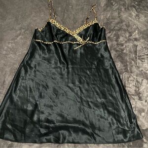 Morgan Taylor Intimates Satin Slip Black And Leopard Print Sleepwear Sz L